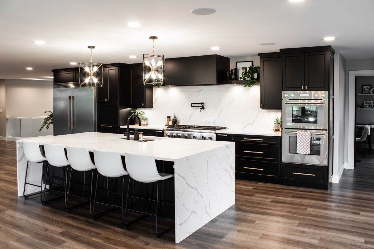 The Bold Modern Kitchen — photo 19