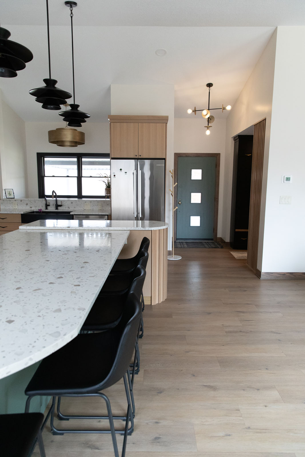 Midcentury Modern Kitchen — photo 6