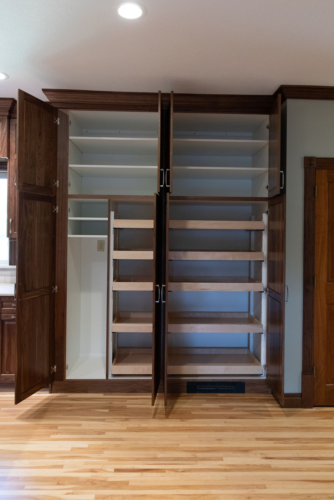 Schouweiler Kitchen — photo 10