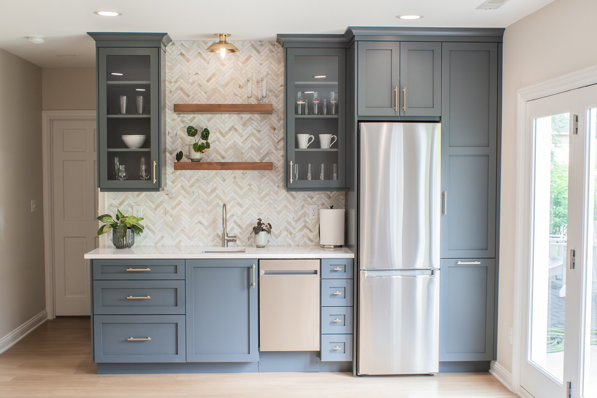 Lower Level Kitchenette — photo 3
