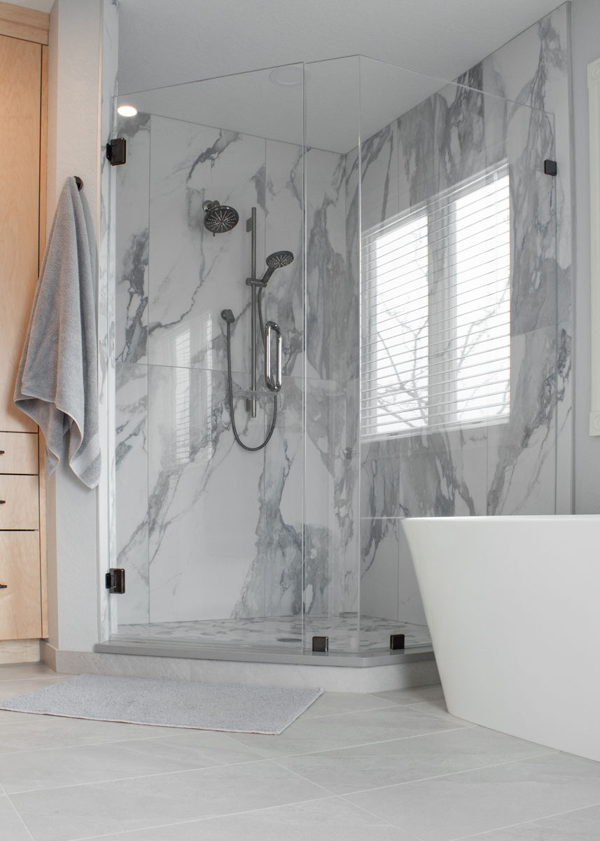 European Inspired Bathroom — photo 10