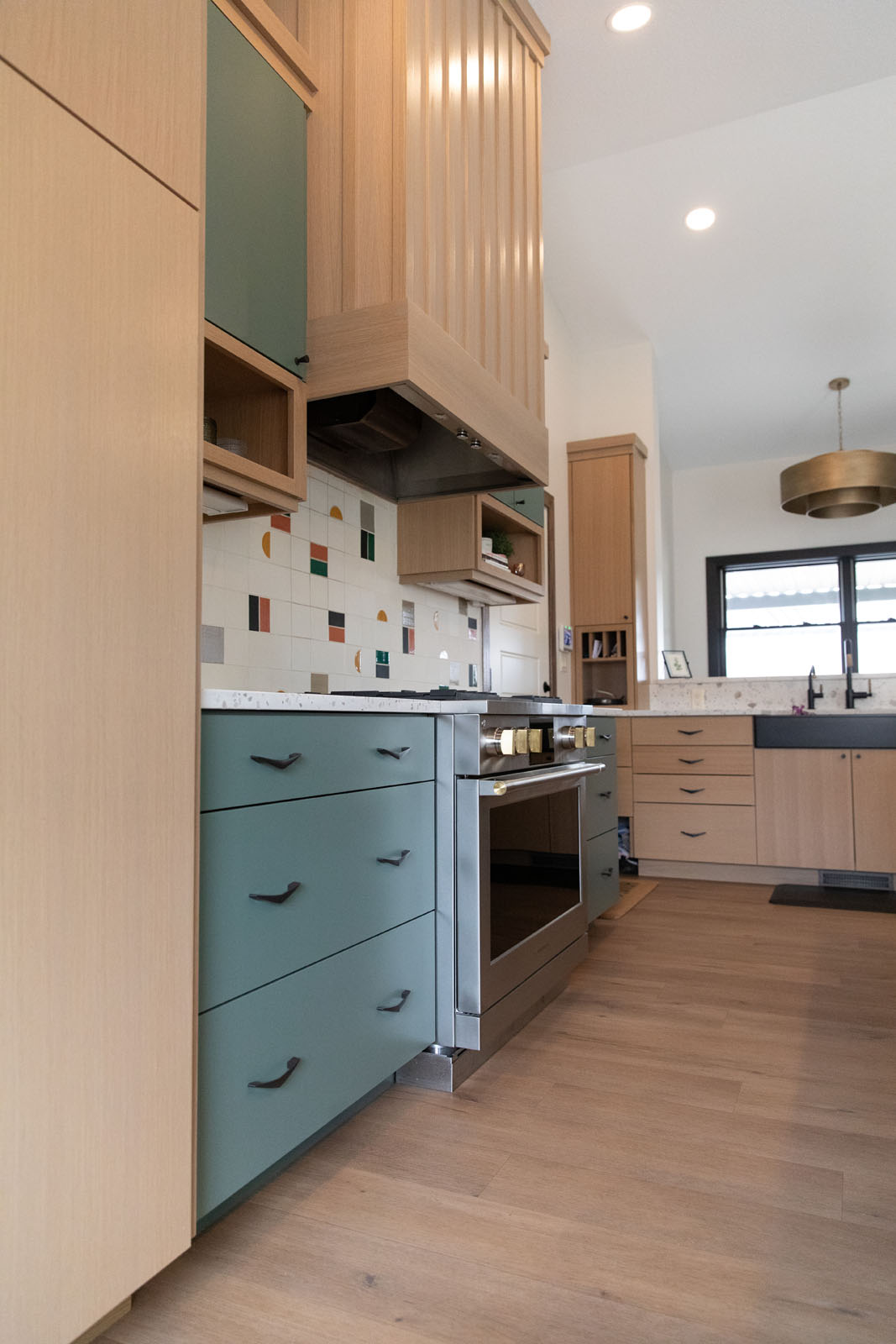 Midcentury Modern Kitchen — photo 4