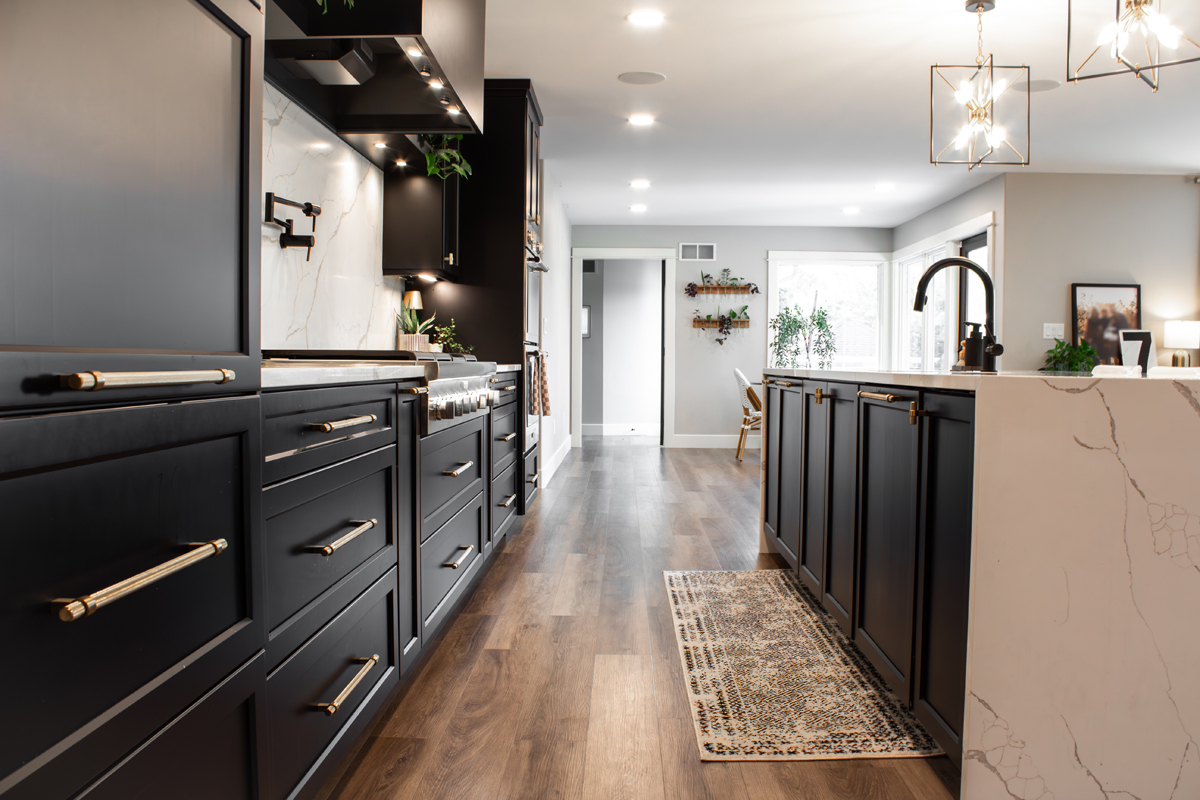 The Bold Modern Kitchen — photo 7