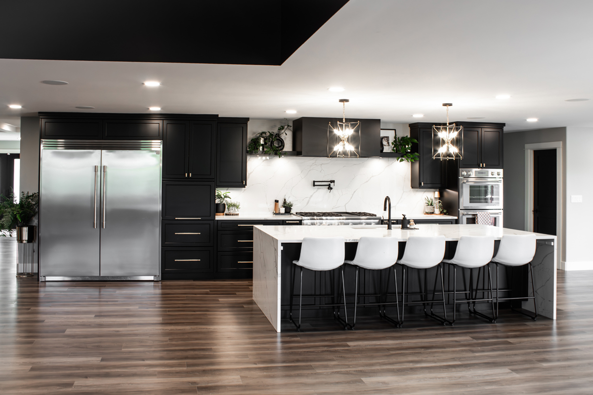 The Bold Modern Kitchen — photo 18
